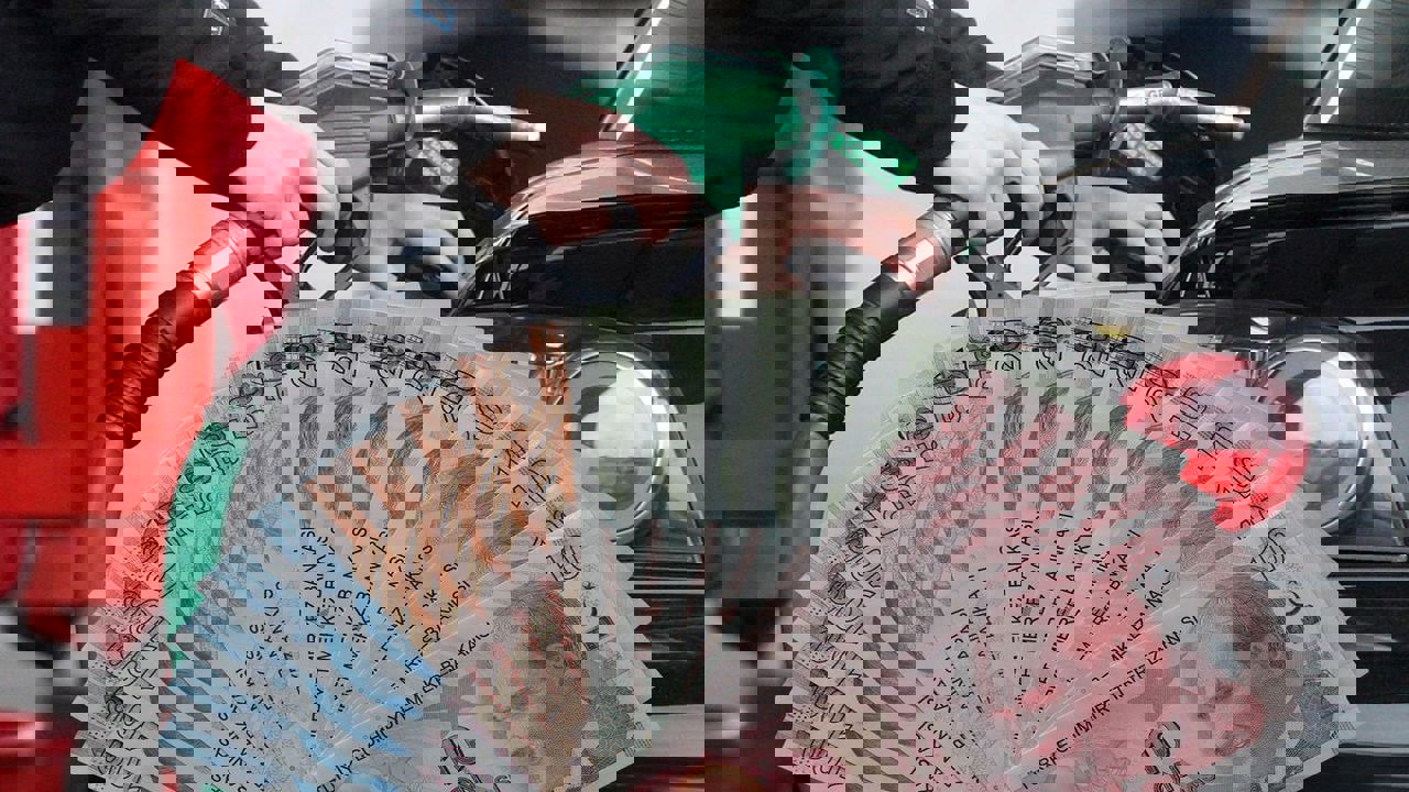 Akaryakıta sert zam kapıda: Doğrudan pompaya yansıyacak